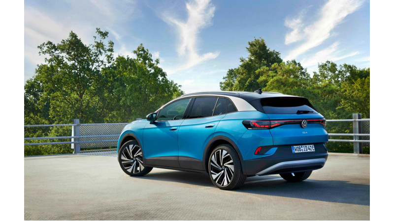 Volkswagen's new exit warning system reduces dangers when opening the doors Volkswagen's new exit warning system reduces dangers when opening the doors