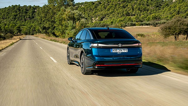 Top marks for the new ID.7: five stars in the Euro NCAP safety rating